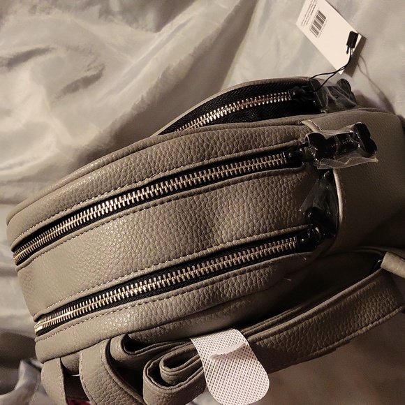 Marc Tetro schnauzer grey  Backpack BNWT HL M Purse Size Ty Ls M - Picture 5 of 6